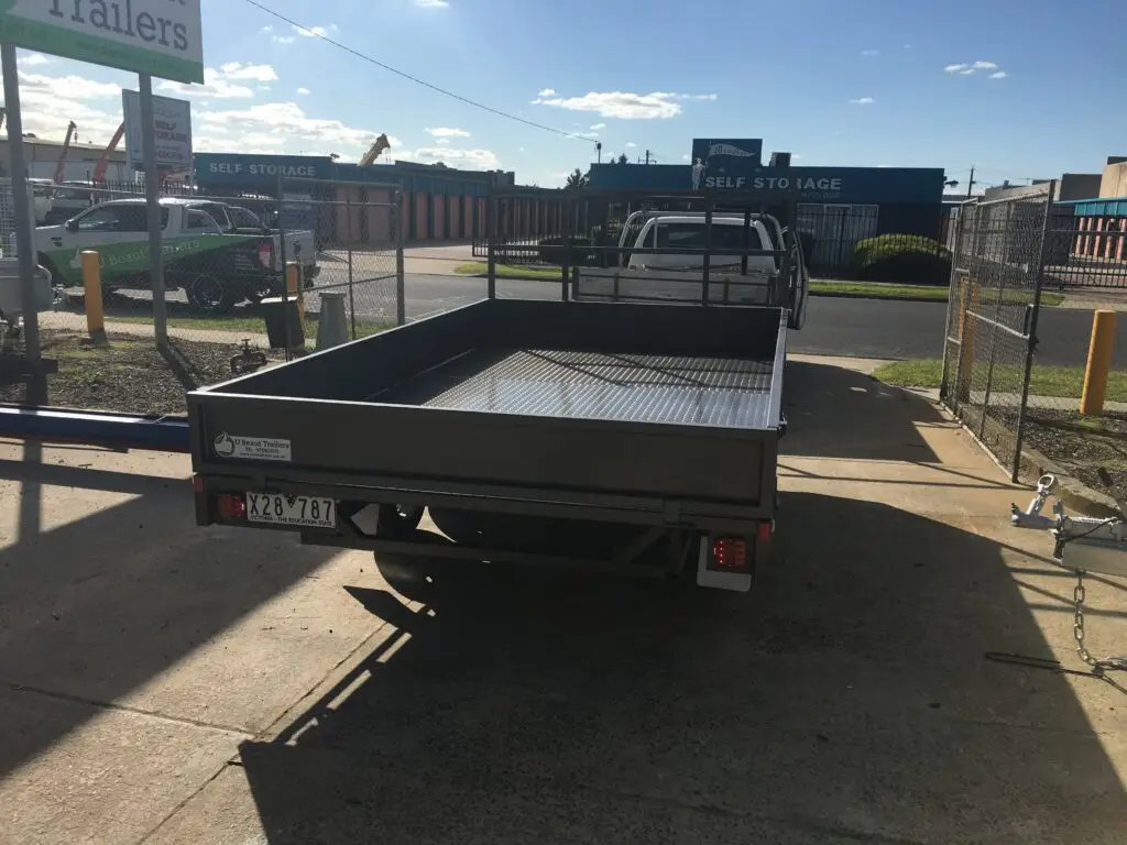 12x7 Flat Top Trailer Tandem, 2,800 kg rating