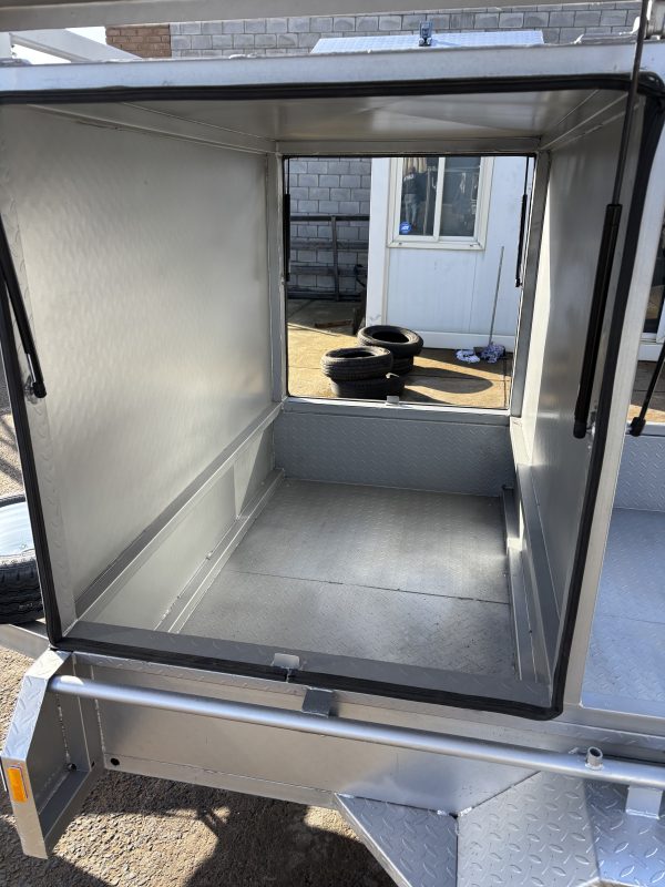 10x5 Tradesman Trailer