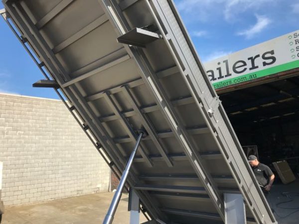 14x8 Flat Top Hydraulic Tipper Tri-axle with fold down sides, 4500kg ATM