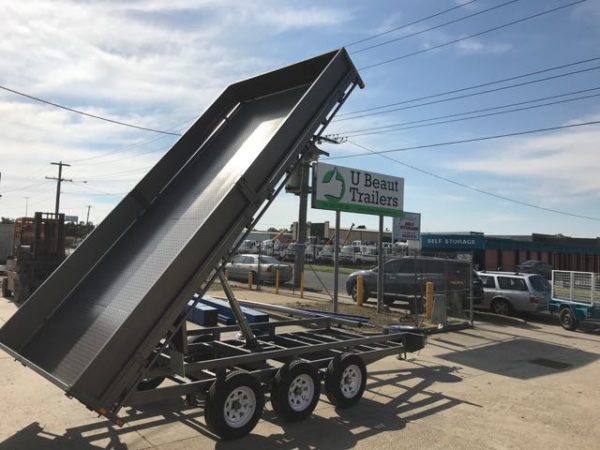 14x8 Flat Top Hydraulic Tipper Tri-axle with fold down sides, 4500kg ATM