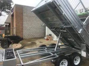 12x7 Flat top Tandem Hydraulic Tipper Trailer 3500kg ATM 3.5 Ton , Ramps, 600mm cage