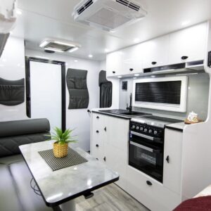 Happy Vacation 18ft Caravan