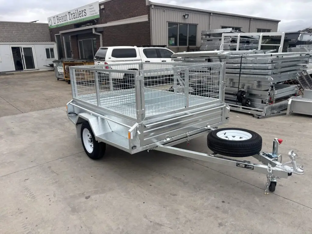 7x5 galvanised box trailer with a 600mm removable cage