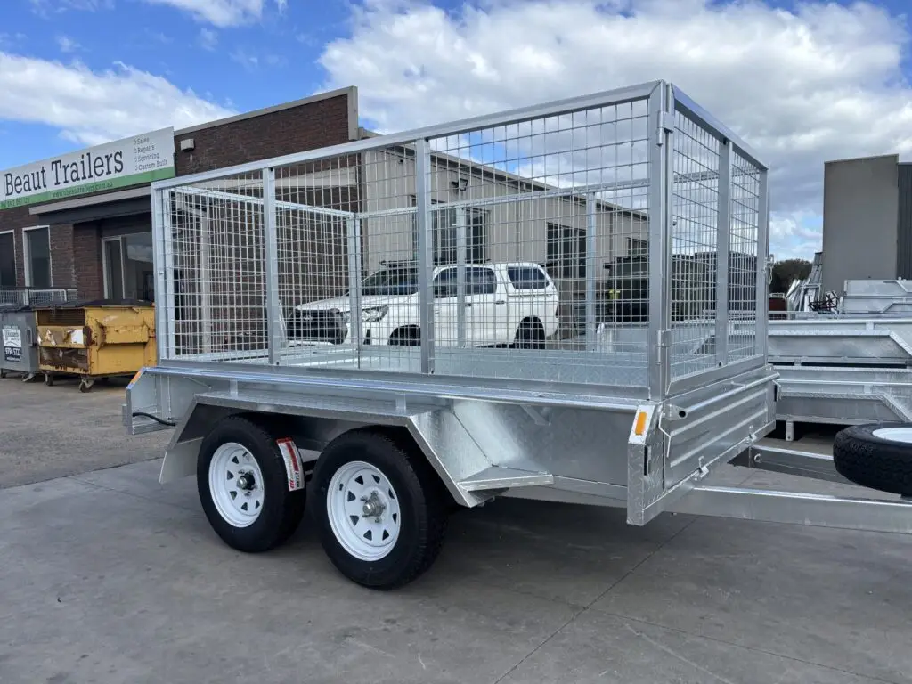 9x5 tandem box trailer, galvanised with 300mm sides and cage